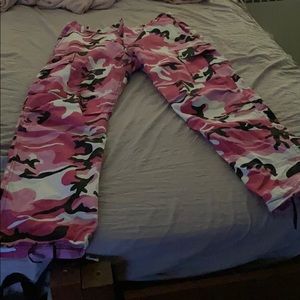 Pink camouflage cargo pants